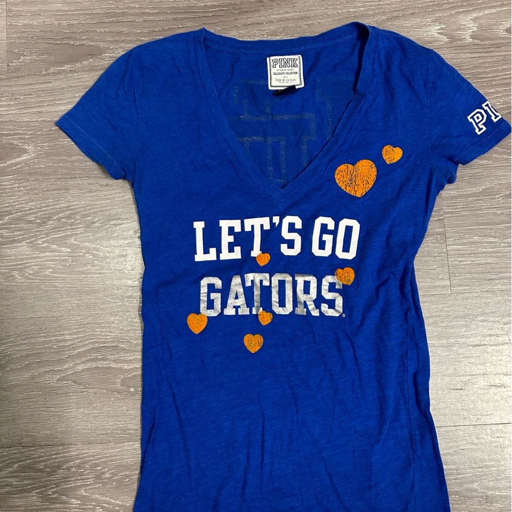 PINK VS University of florida tee